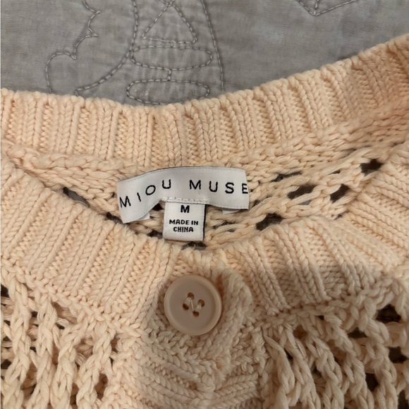 Mini Muse, fishnet style cardigan, cream color, never worn, size medium. - Picture 2 of 3